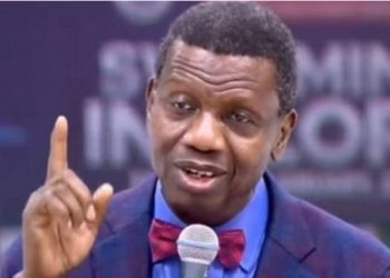 Pastor Adeboye to Nigerians: Praise God in every situations