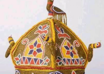 One dead, palace in flames in Ikirun over renewed Akinrun kingship tussle