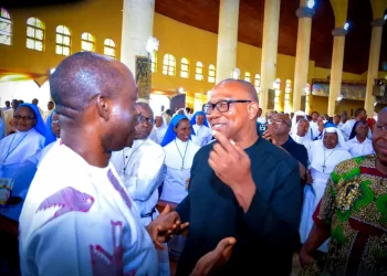 Soludo, Peter Obi meet in Awka; exchange warm embrace (Photos)