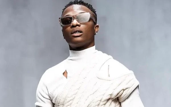 Wizkid apologises for failing to perform in Ghana