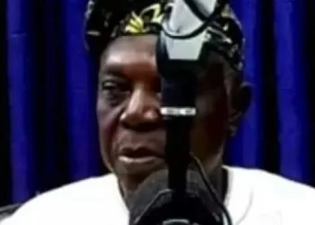 Naira crunch: Baba Bintin, Ibadan radio presenter ‘slumps, dies while trekking to office’