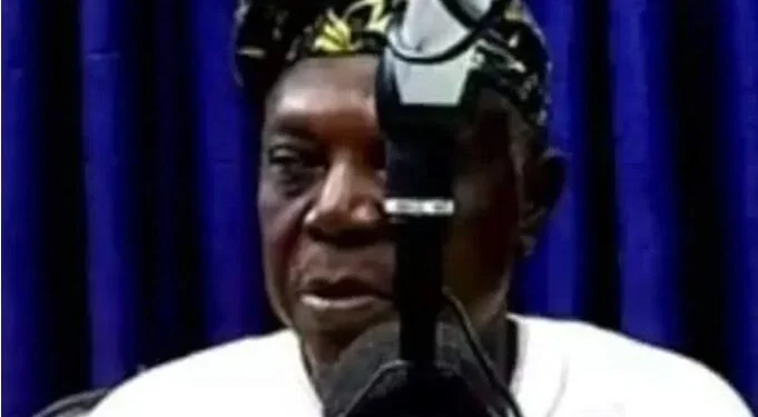 Naira crunch: Baba Bintin, Ibadan radio presenter ‘slumps, dies while trekking to office’