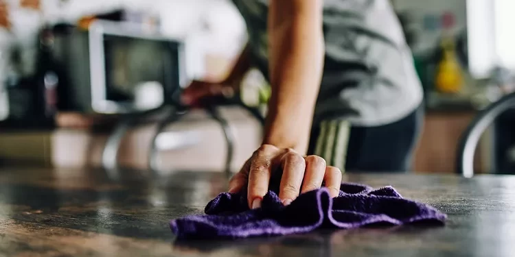 Court Orders Woman’s Ex-Husband to Pay Her $215K for 25 Years of Housework During Their Marriage