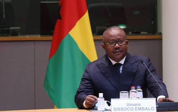 ECOWAS congratulates Tinubu, asks stakeholders to address grievances constitutionally