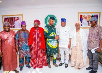Ogun guber: Senator Buruji loyalists, Amosun supporters, others endorse Abiodun for second term