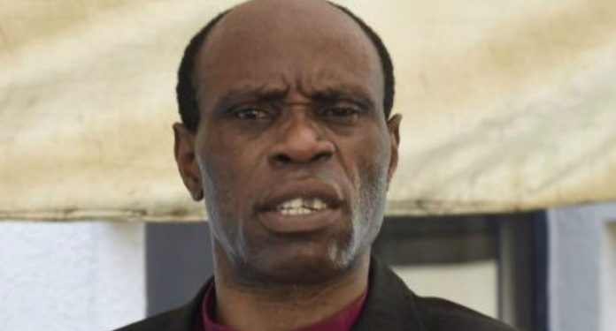 Taribo West to wear football kit again