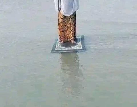 Police arrest woman pretending to pray on water in Guinea