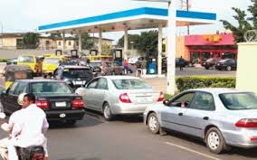 Again, NNPCL increases petrol pump price