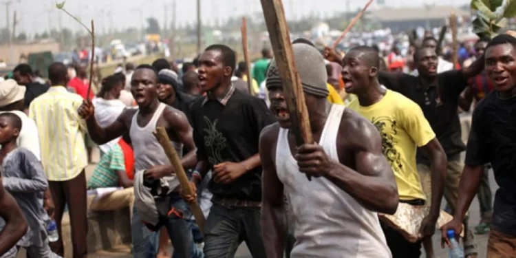 Delta: Hoodlums allegedly behead okada man in Aladja community 