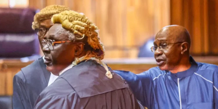 Alleged N6.9bn Fraud: Emefiele, FG may settle out of court