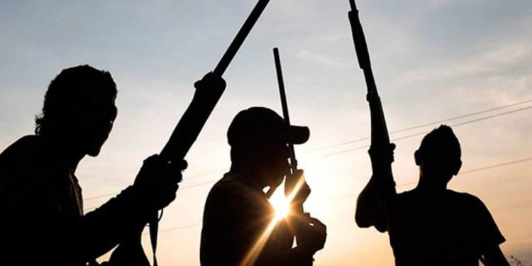 Pandemonium as gunmen kill retired policeman, wife in Imo