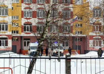 Teenage girl kills classmate commits suicide