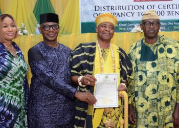 Abiodun gives out 5,000 C of Os to beneficiaries, says lands available to genuine investors 