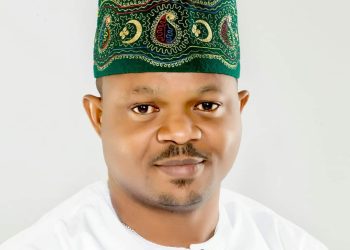 Armstrong Akintunde, DACA Convener, Rolls Out Christmas Gifts To Over 5000 Members In Ogun