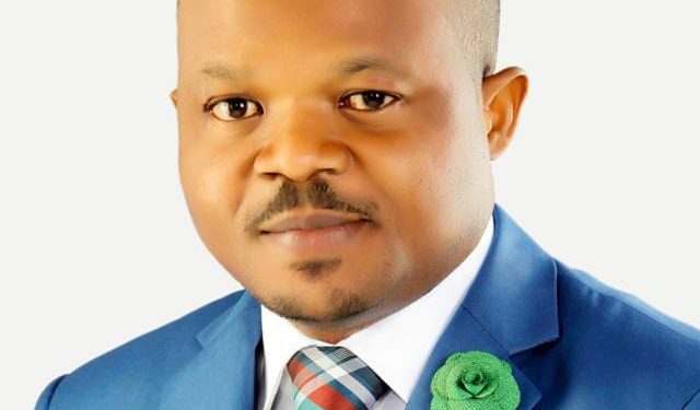 Merry Christmas Nigerians, Armstrong Sends His Warm Wishes