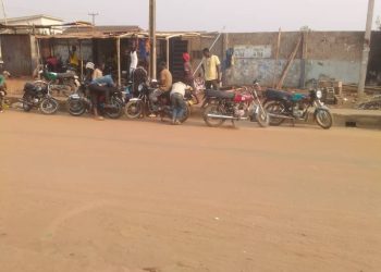 Baruwa Residents Raise Alarm As Illegal Shanties, Dumpsites Overtake School