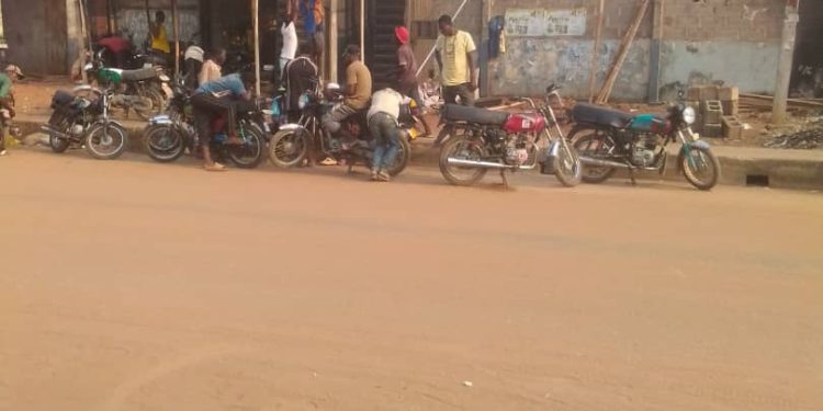 Baruwa Residents Raise Alarm As Illegal Shanties, Dumpsites Overtake School