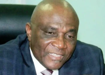 Dump your dollars to avoid tears, Naira will appreciate – Presidency warns FX speculators