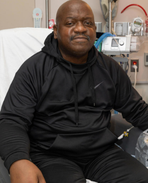 First patient of pig kidney transplant discharged from hospital
