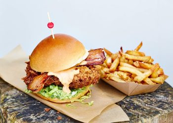 Man shoots his friend dead for taking a bite out of his girlfriend’s burger