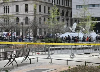 Man sets self on fire outside Trump trial