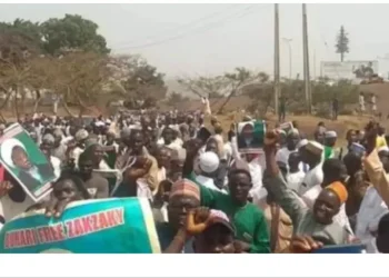 Pandemonium in Kaduna as Police clash with Shiites