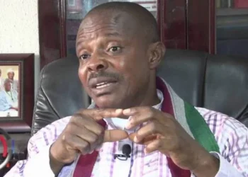 ‘No minimum wage by end of May, no peace’ – Labour warns Nigerian Govt