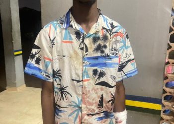 Man stabs his girlfriend’s brother with broken bottle over phone in Ogun