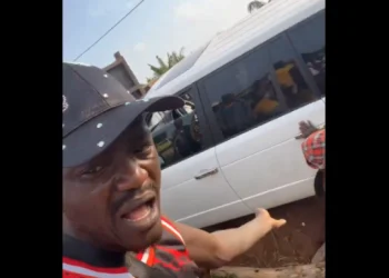 Portable calls out Dapo Abiodun as his SUV gets stuck in Ogun bad road
