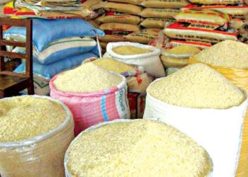 Hardship: FG halts plan to sell bags of rice to civil servants