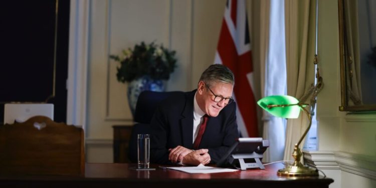 Tinubu, UK PM agree to strengthen bilateral ties during phone call