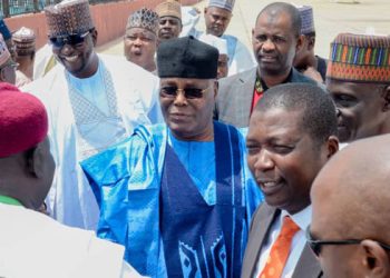 Atiku Visits Borno Over Flooding, donates N100m