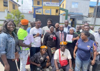 EndSARS Memorial: Police Disperse Crowd, Arrest, release Demonstrators In Lagos