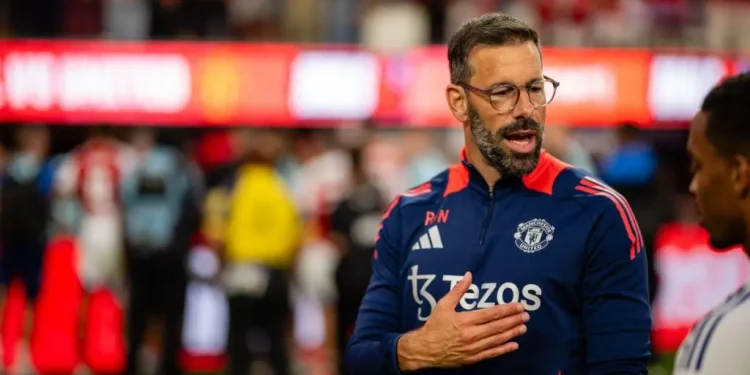 Man Utd confirms Van Nistelrooy’s exit as Amorim arrives in UK