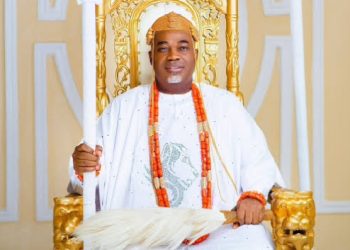 Ogun: Olu of Ilawo, Oba MacGregor Reclaims Illegally Sold Lands From Suspected Grabbers