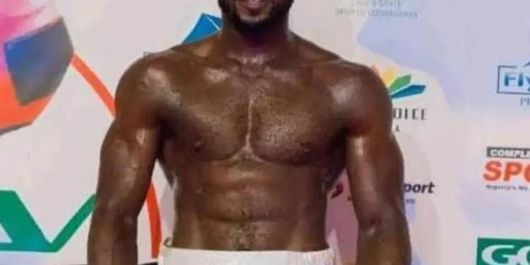 Nigerian boxer Olanrewaju collapses, dies during fight