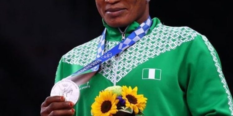 Emotional Oborududu retires with a gold medal
