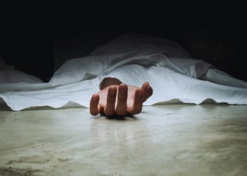 Husband suffocated to de@th by 220lb wife after she fell out of bed on top of him