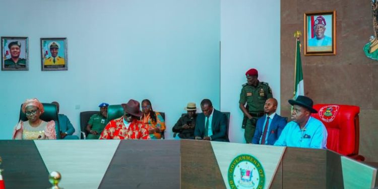 Gov Diri Pays Tribute As Bayelsa Head of Service Retires