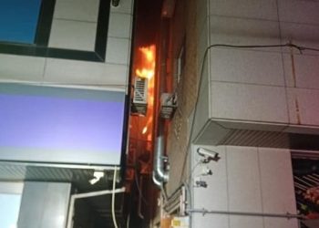 Woman attempting to kill cockroach sets house ablaze killing neighbour