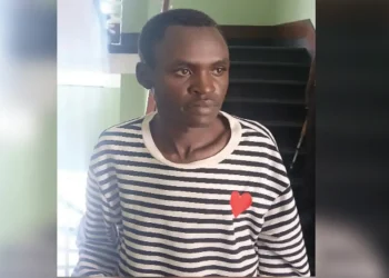 Thief steals police officer’s car parked at police station