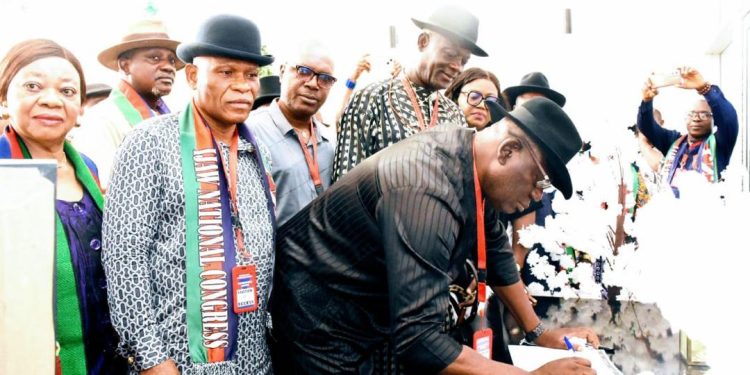 Ewhrudjakpo: NDBDA, INC, Royal Fathers, Jampur Group Visit Bayelsa Gov