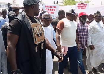Protesters demand update from Kaduna assembly on probe of el-Rufai over ‘N423bn graft’